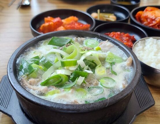 「コムタンスープ」とは？味や食べ方・簡単レシピまでご紹介！